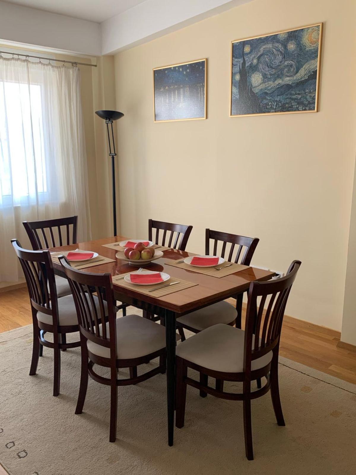 Bright Top Floor Apartment With Free Parking 斯科普里 外观 照片